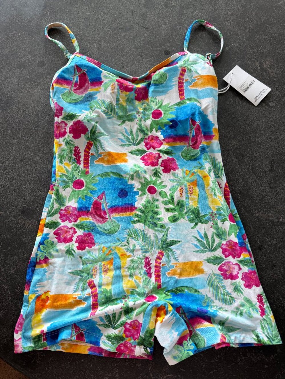 NWT Kavala Lanai Solta Surf Suit Size L
